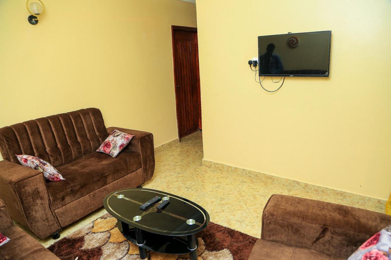 Palm Star Motel Fort Portal Exterior foto