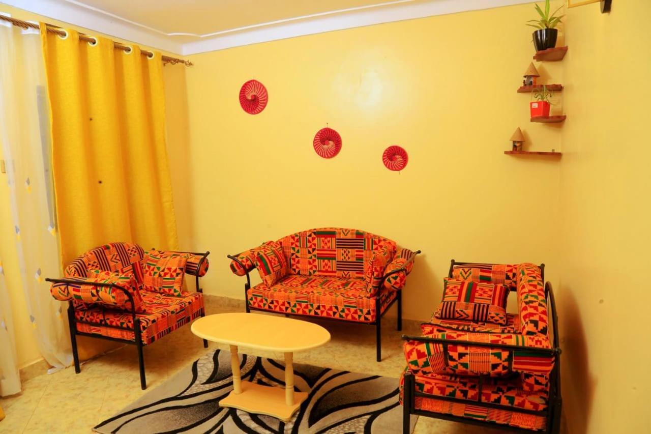 Palm Star Motel Fort Portal Exterior foto